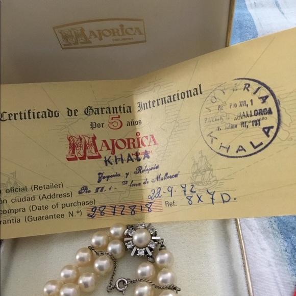 26 in Majorca pearl necklace. - Picture 3 of 4